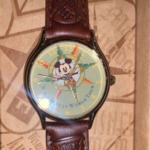 Disney World exclusive. Gold-Tone Collectable Watch with Brown Leather Strap